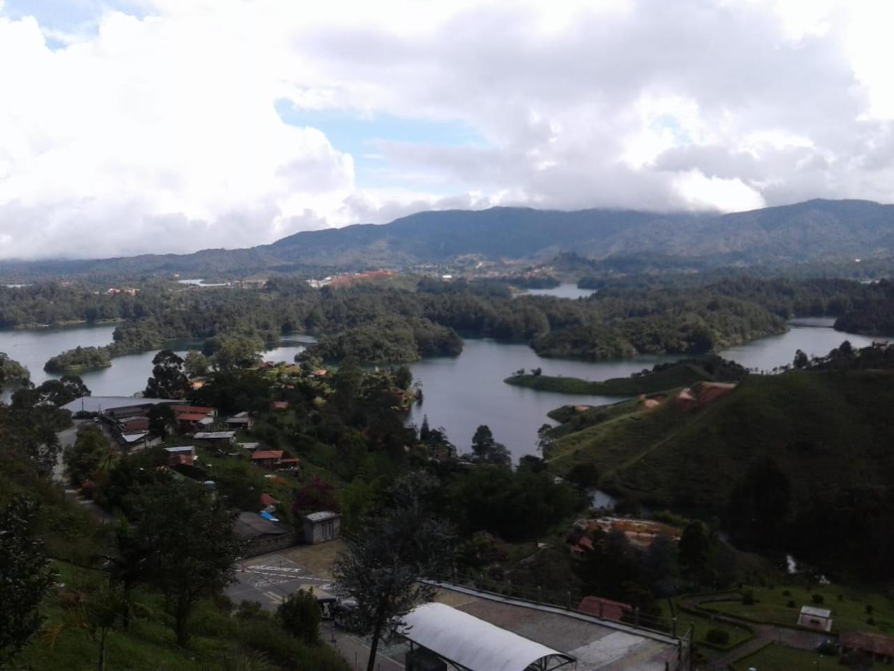 Balcones De La Casona Hotel Guatapé Екстериор снимка