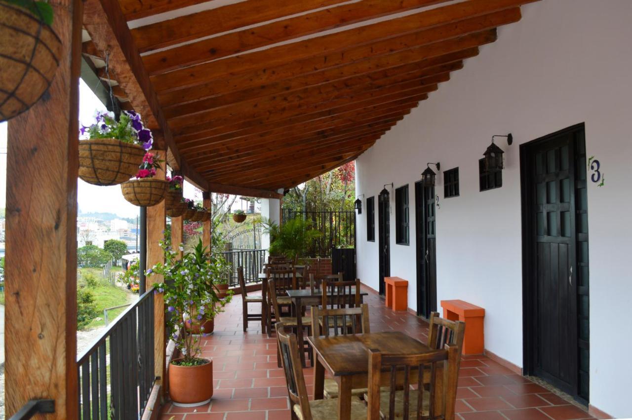 Balcones De La Casona Hotel Guatapé Екстериор снимка